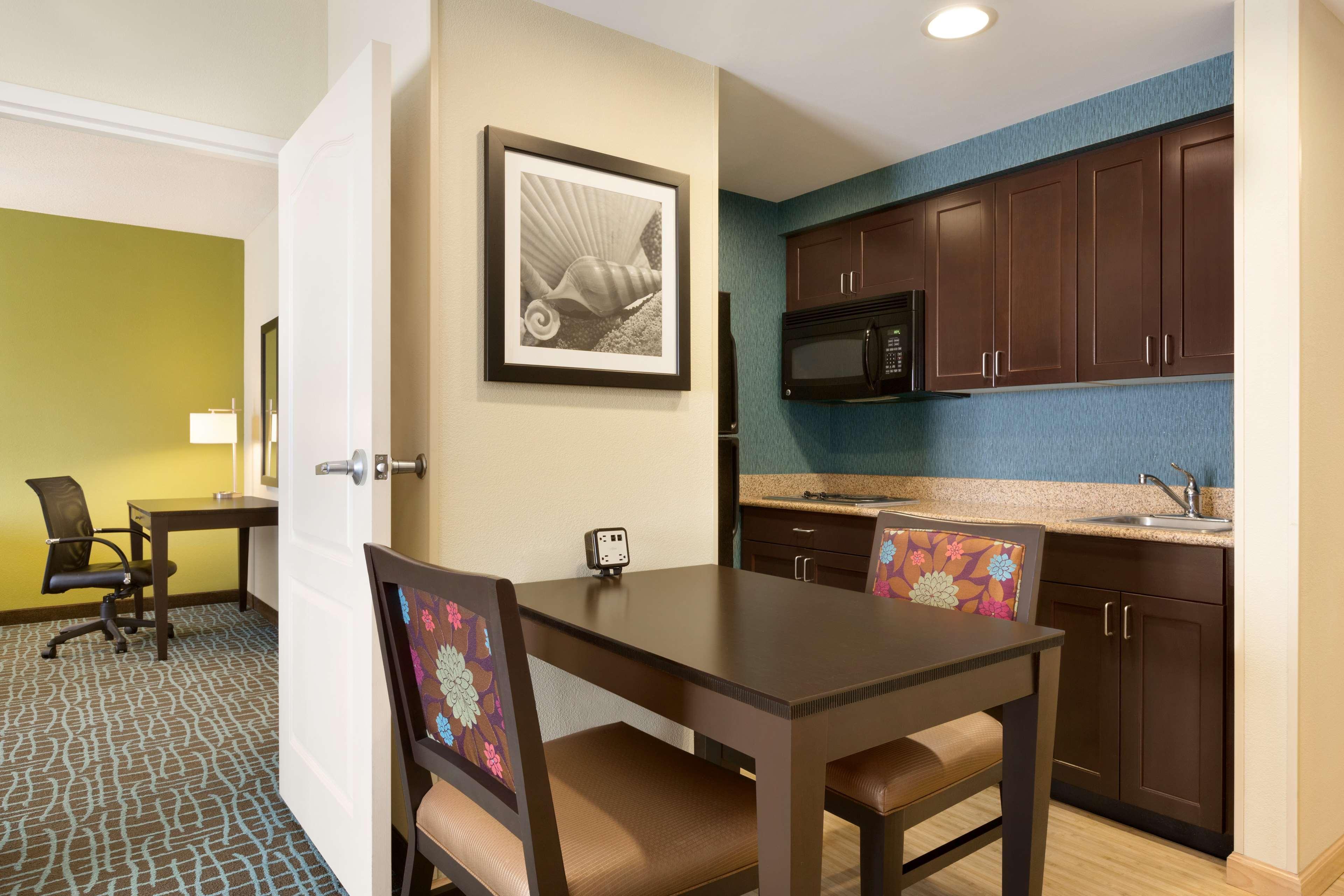 Homewood Suites Fort Myers Airport - Fgcu Екстер'єр фото