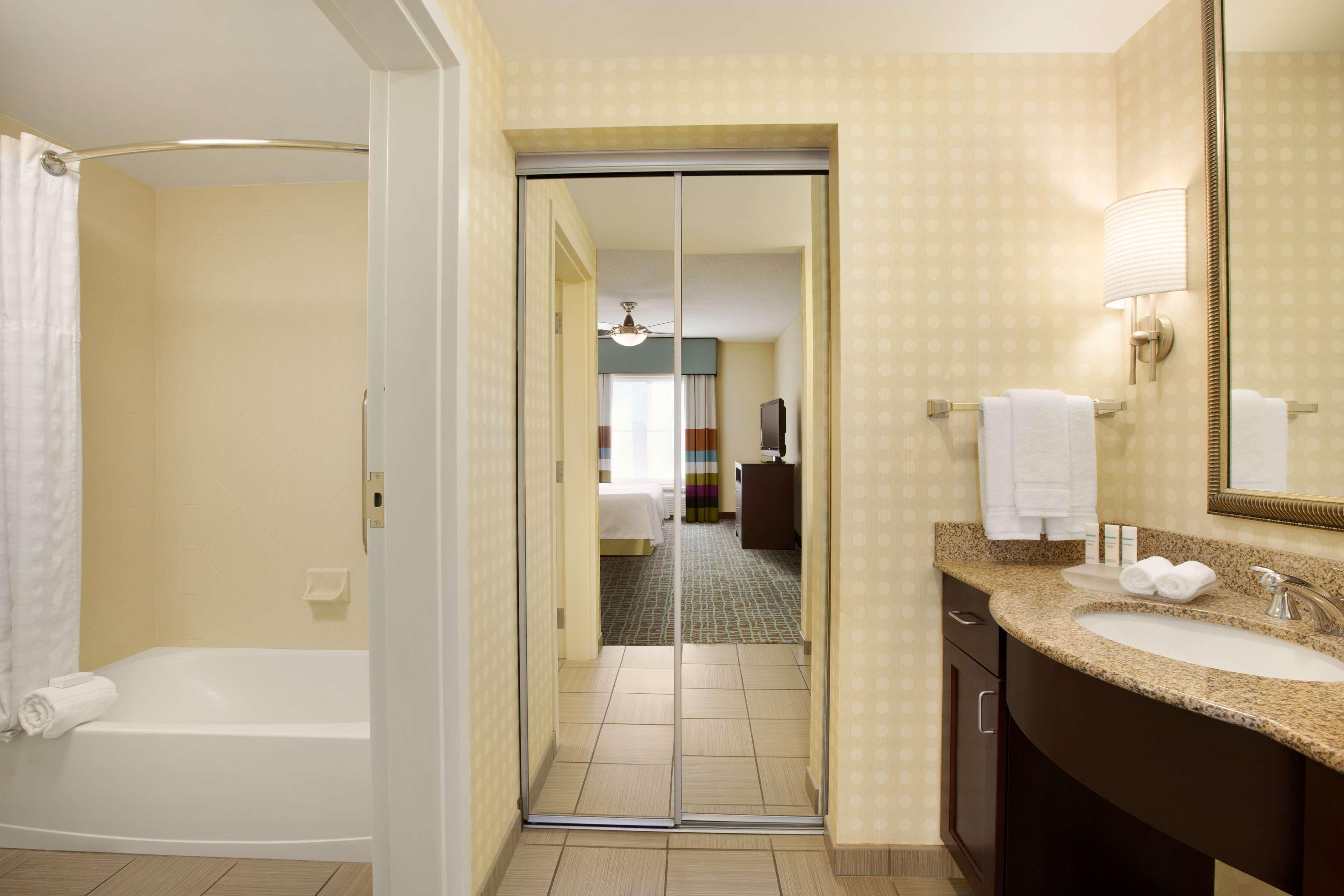 Homewood Suites Fort Myers Airport - Fgcu Екстер'єр фото