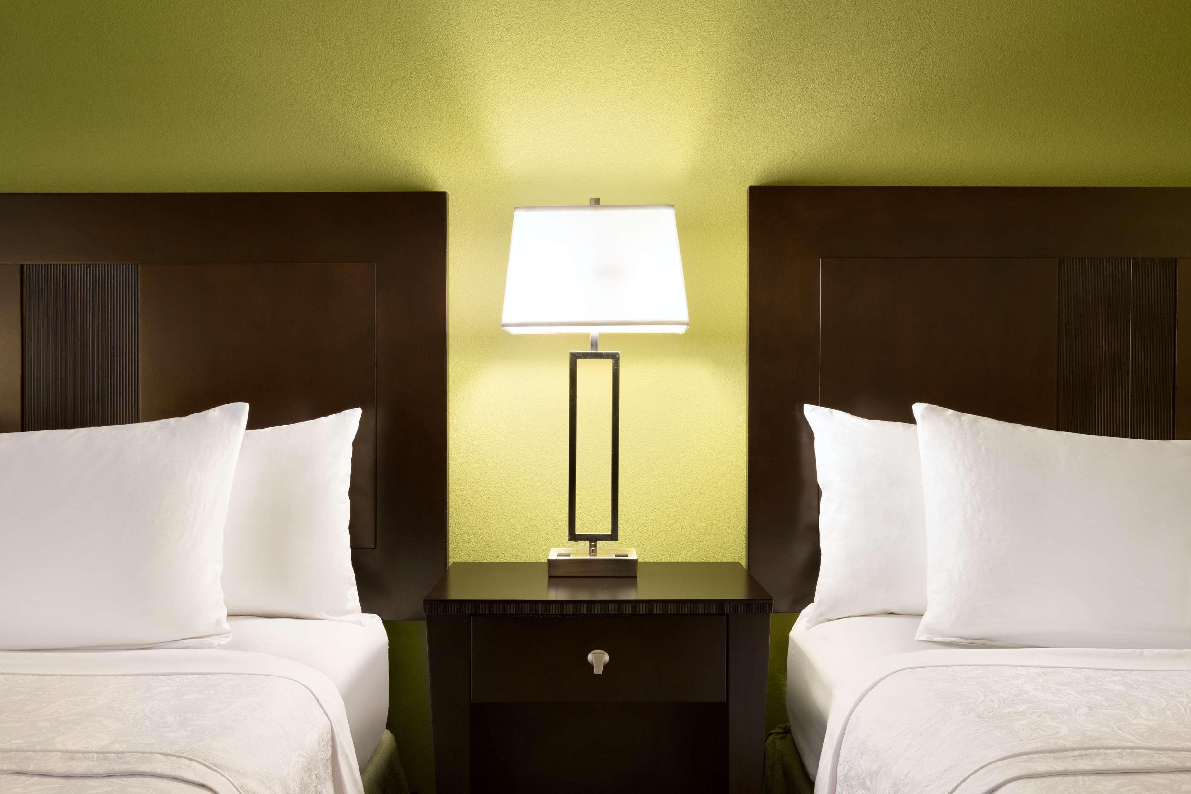 Homewood Suites Fort Myers Airport - Fgcu Екстер'єр фото