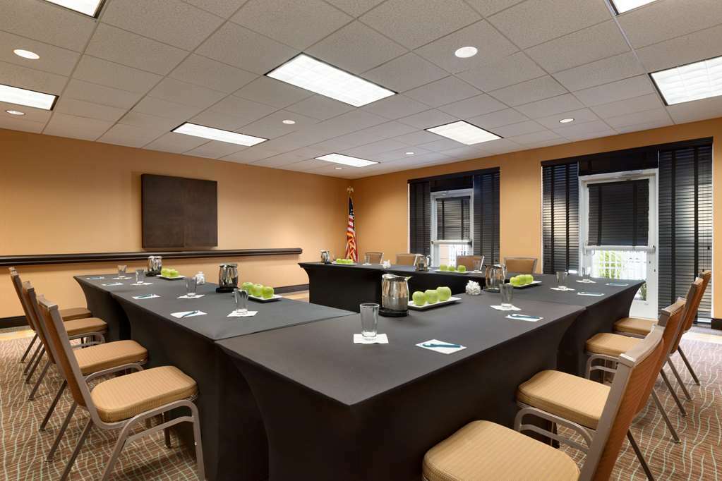 Homewood Suites Fort Myers Airport - Fgcu Зручності фото