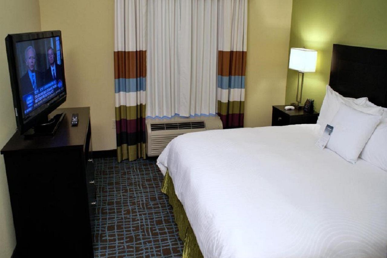 Homewood Suites Fort Myers Airport - Fgcu Екстер'єр фото